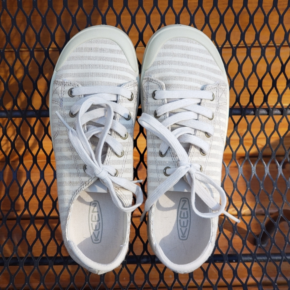 Keen Elsa sneaker 7.5 stripes